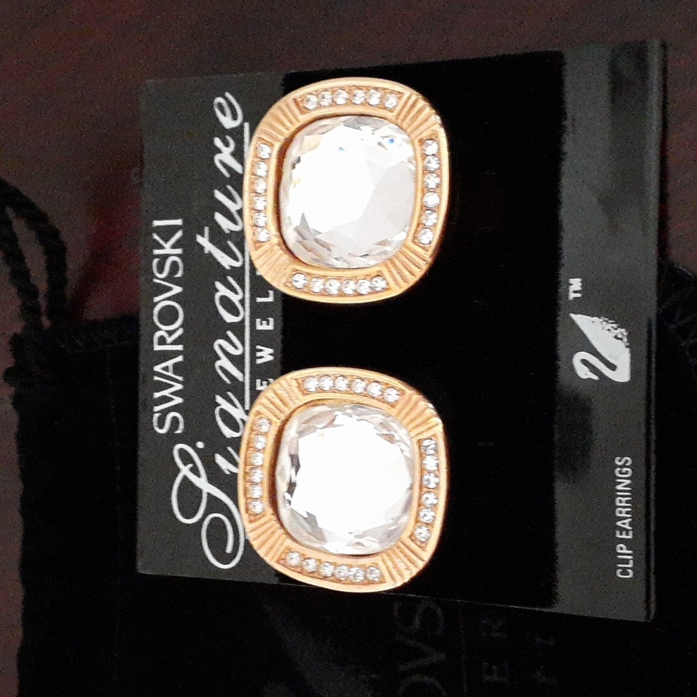 Authentic Vintage Swarovski Crystal Clip Earrings H100